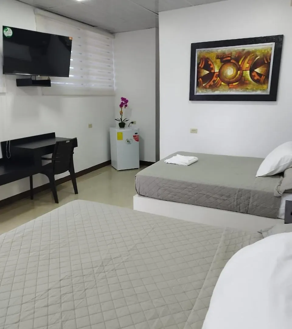 ***  Hotel Los Algarrobos Puerto Baquerizo Moreno Ecuador