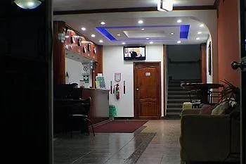 Hotel Los Algarrobos Puerto Baquerizo Moreno 3*,  Ecuador