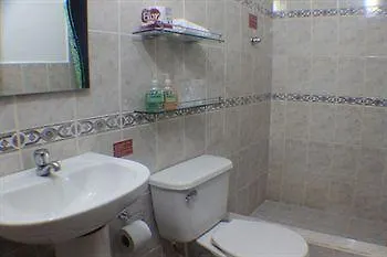 Hotel Los Algarrobos Puerto Baquerizo Moreno 3*,